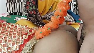 Maa ke samne souteela Baap ne beti ko chud diya with hindi audio
