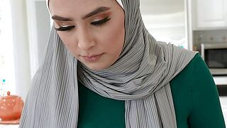 I Caught My Mates Sexy Muslim Hijab Step Mamma Masturbating &amp; This babe Sucked Me Off For My Silence