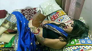 Indian Bengali virginal young luckly fucking hot and up-to-date milf aunty.. However suddenly his wang gone normal!!! What afterwards