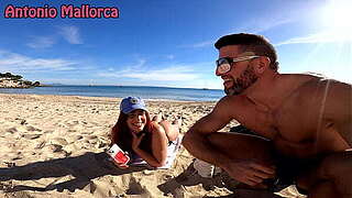 Picking Up A Ambitious Wazoo CUBAN From The National Seaside - Rosie Cage